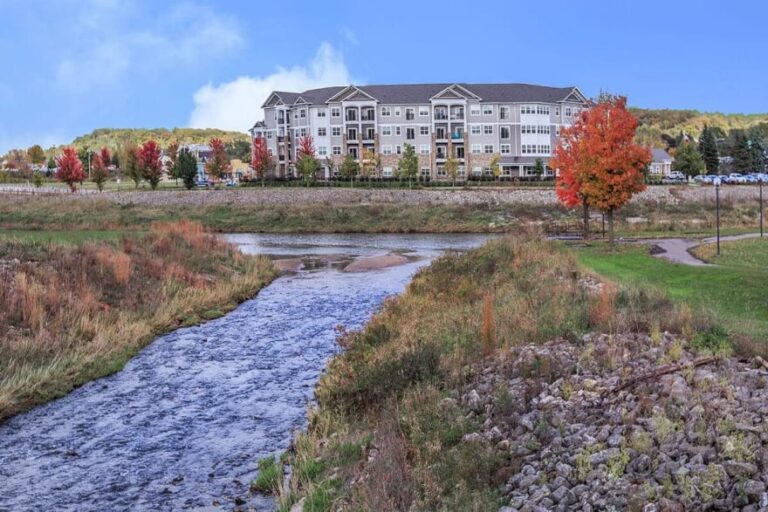 AVIVA River Bend, Rochester MN