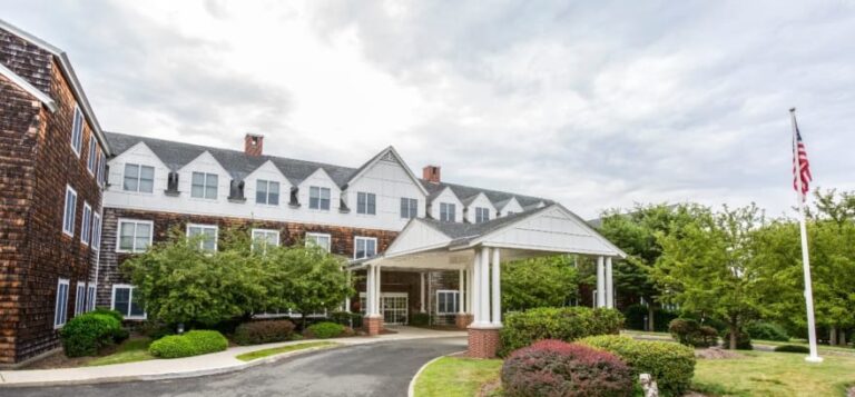 Benchmark Senior Living at Hamden, Hamden CT