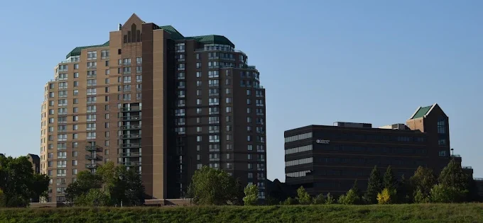 Brookdale Edina at Edina, MN
