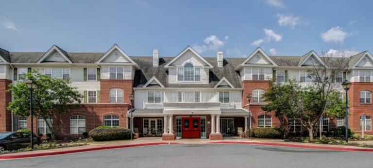 Charter Senior Living at Woodholme Crossing, Pikesville MD