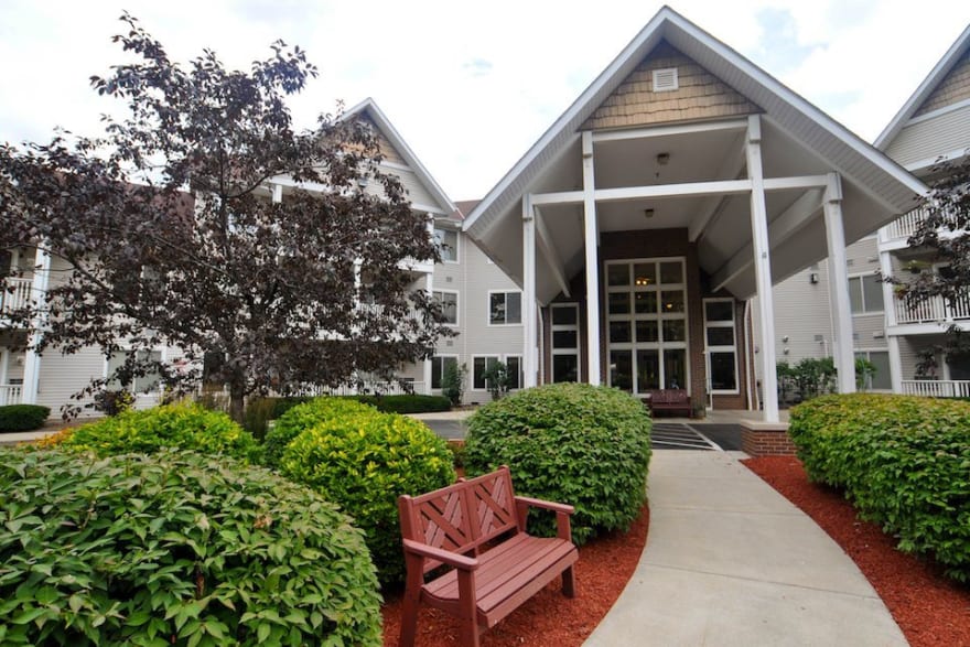 Charter Senior Living of Kenosha at Kenosha, WI