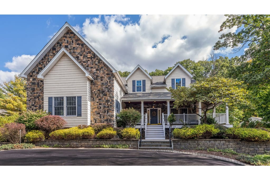 Clover Hill Senior Living at North Haledon, NJ