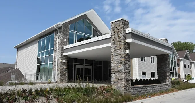 Cottage Grove Place, a CCRC, Cedar Rapids IA