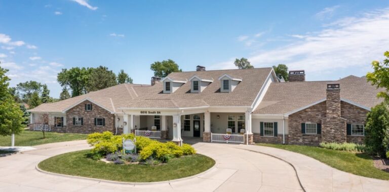 CountryHouse at Pine Lake - Lincoln 2, Lincoln NE