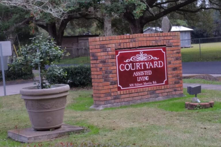 Courtyard Retirement and Assisted Living, Lafayette LA