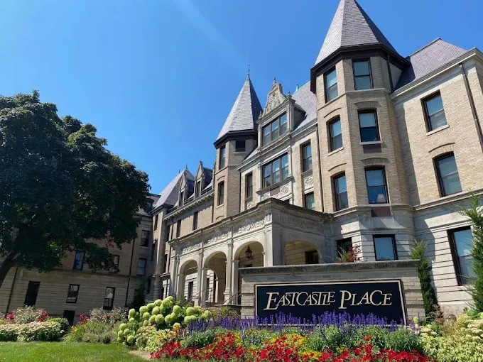 Eastcastle Place, a CCRC, Milwaukee WI