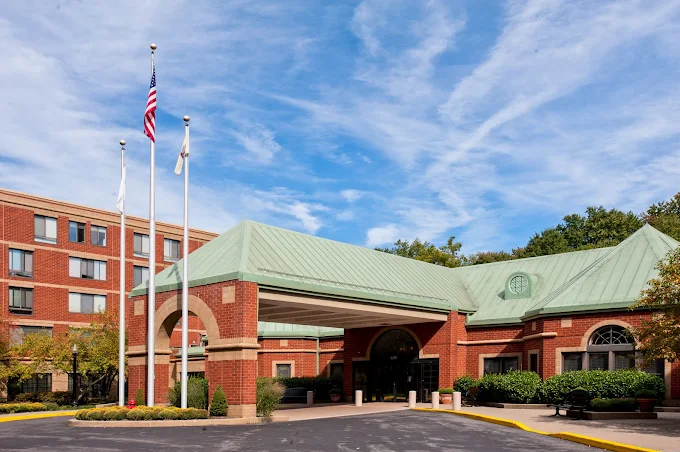 Five Star Premier Residences of Teaneck at Teaneck, NJ