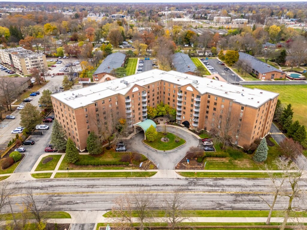 Glass Peaks Senior Living at Toledo, OH