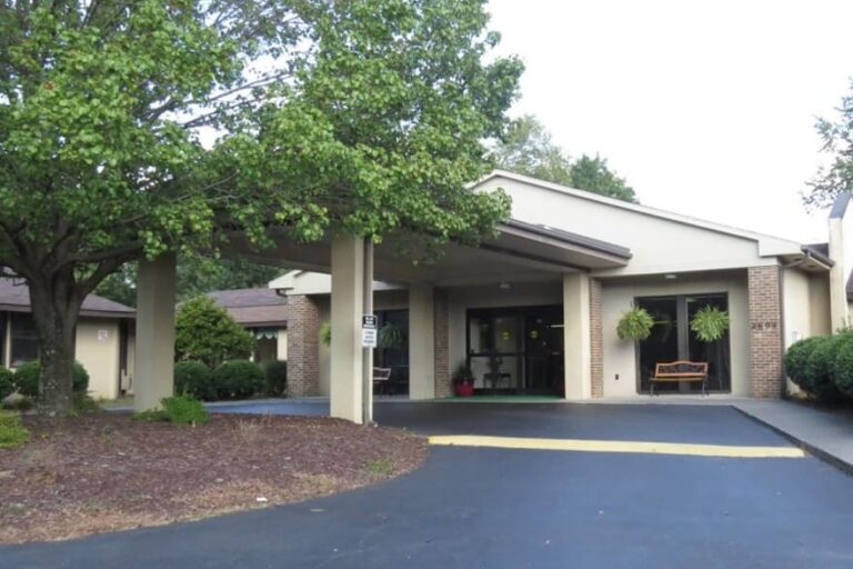Grand Villa Assisted Living at Winston, Winston Salem NC