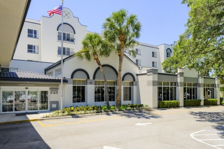 Grand Villa of Sarasota, Sarasota FL