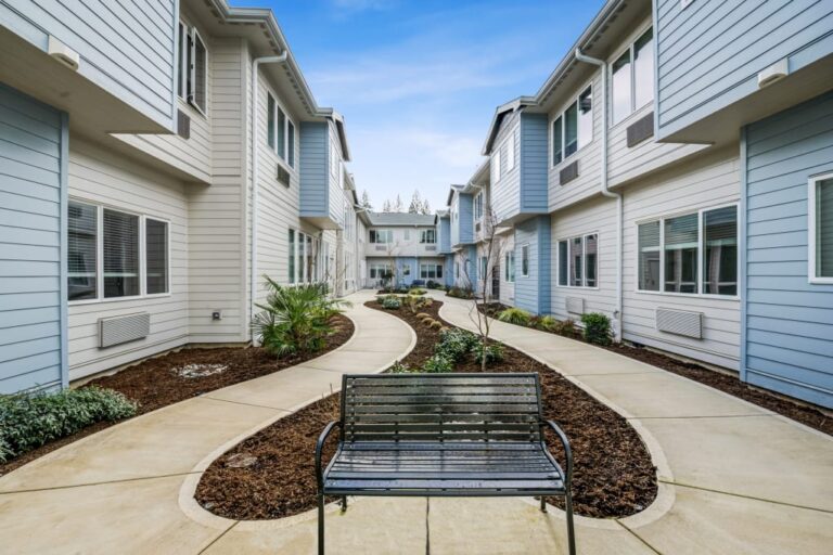 Holi Senior Living, Hillsboro OR