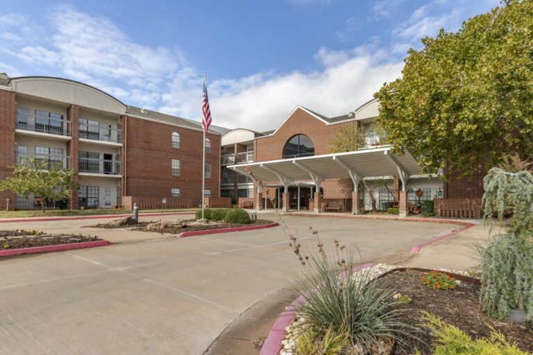 Lyndale Edmond Senior Living, Edmond OK