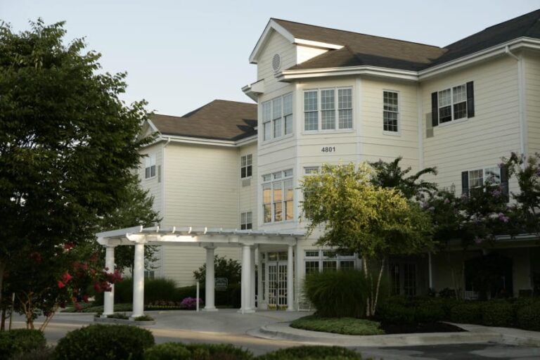 Lynridge of Huntsville Assisted Living and Memory Care, Huntsville AL