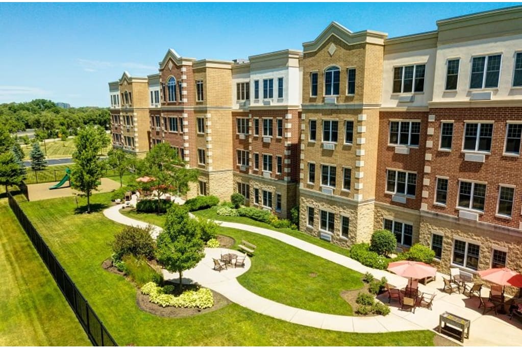 Montclair Assisted Living and Memory Care at Morton Grove, IL