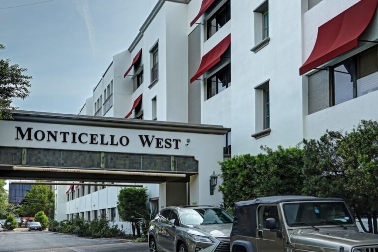 Monticello West, Dallas TX