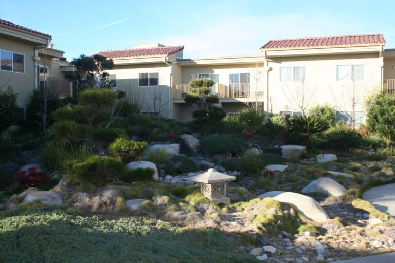 Nikkei Senior Gardens by Cogir, Arleta CA