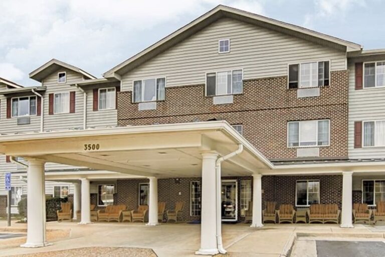 Paramount Senior Living at Fredericksburg, Fredericksburg VA