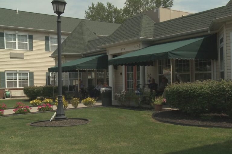 Peregrine Senior Living at Cheektowaga, Cheektowaga NY