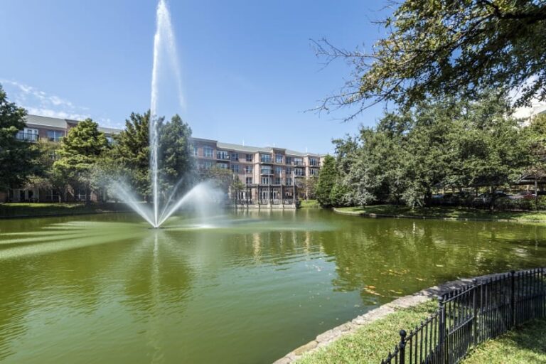 Signature Pointe, Dallas TX