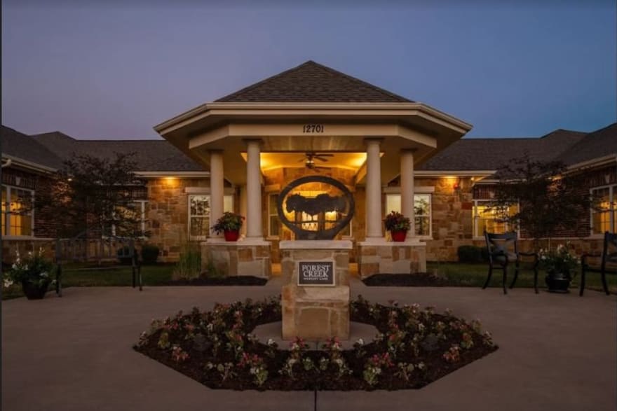 Silverado Overland Park Memory Care Community at Overland Park, KS