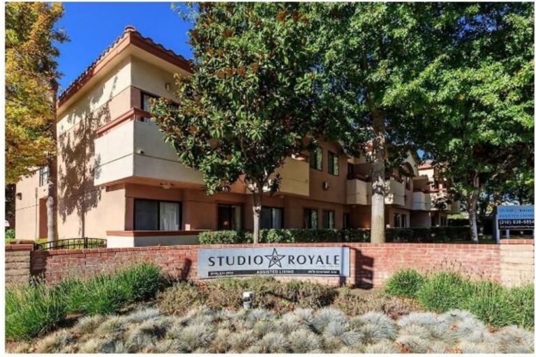 Studio Royale by Cogir, Culver City CA