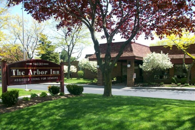 The Arbor Inn, Warren MI