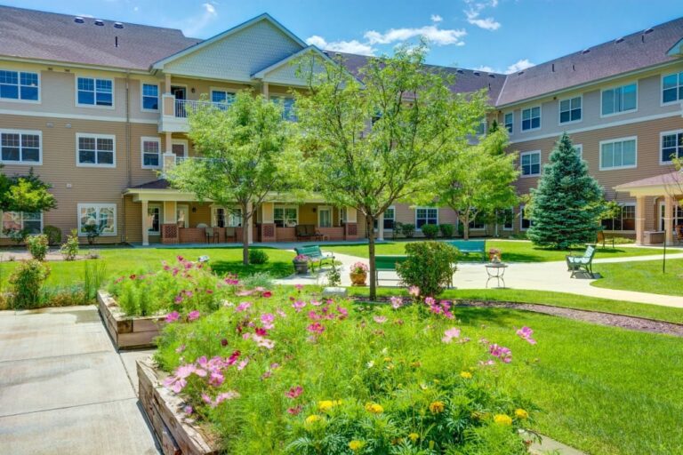 The Courtyards at Mountain View, Denver CO