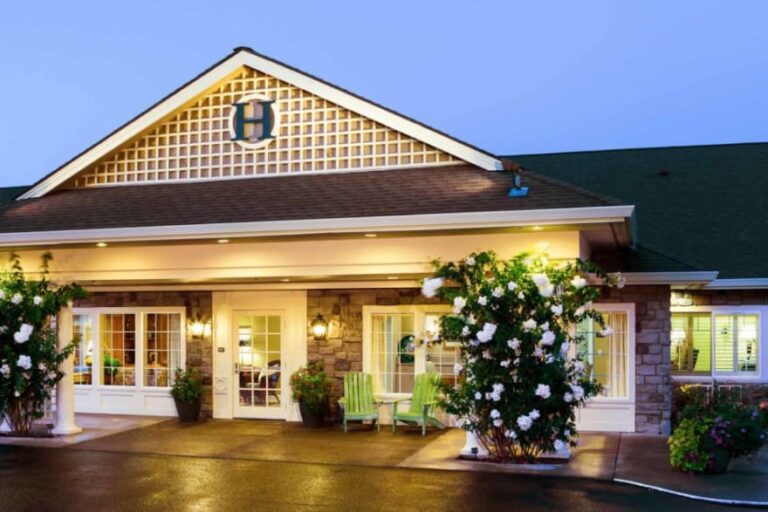 The Hampton and Ashley Inn, Vancouver WA