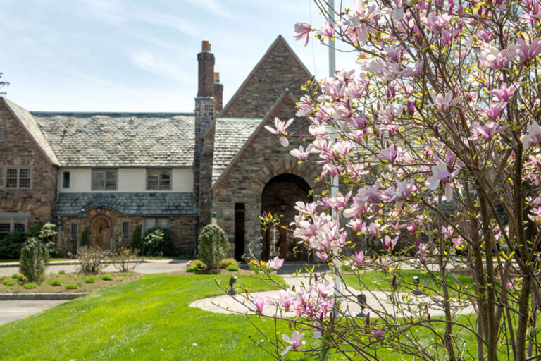 Winchester Gardens, Maplewood NJ